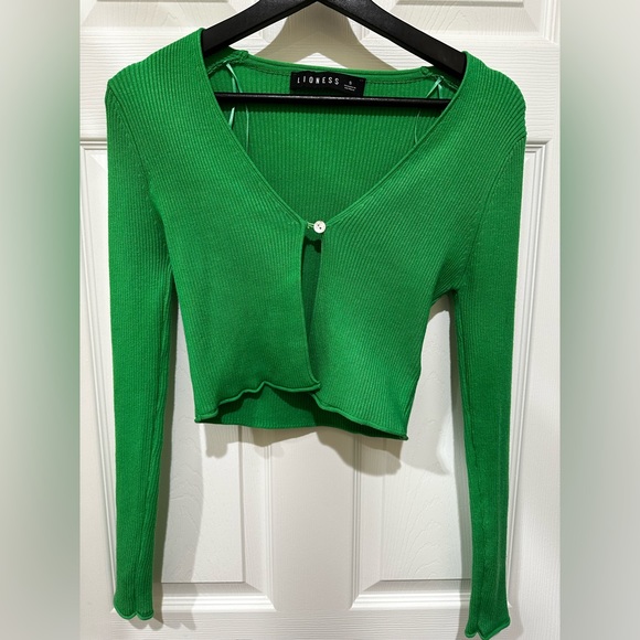 Lioness Vineyard Crop Cardigan - Picture 4 of 4